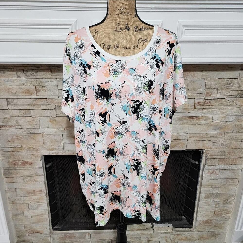 Torrid super soft Neon floral t shirt plus size 4 new!!